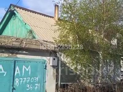 Саяжай · 2 бөлме · 15 м² · 8 сот., Комунальник 1 74 — Келещек, бағасы: 6 млн ₸ в Актобе, жилой массив Жилянка