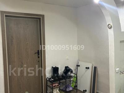 Пәтерлер в Западно-Казахстанской обл.: 1-бөлмелі пәтер · 14 м² · 6/9 қабат, Абай 121, бағасы: 2.9 млн 〒 1-бөлмелі пәтер · 14 м² · 6/9 қабат, Абай 121, бағасы: 2.9 млн 〒 в Уральске