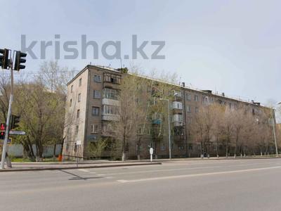 2-комнатная квартира · 40 м² · 1/5 этаж, Республика 77 за 13 млн 〒 в Астане, Сарыарка р-н