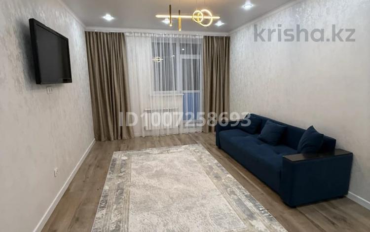 1-комнатная квартира · 42 м² · 9/9 этаж, Кордай 99 за 200 000 ₸ в Астане, Сарайшык р-н — фото 2