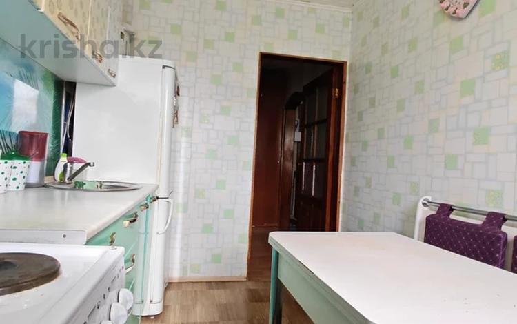 3-комнатная квартира · 57 м², Мушхур Жусупа 25 за 24.5 млн ₸ в Павлодаре — фото 2