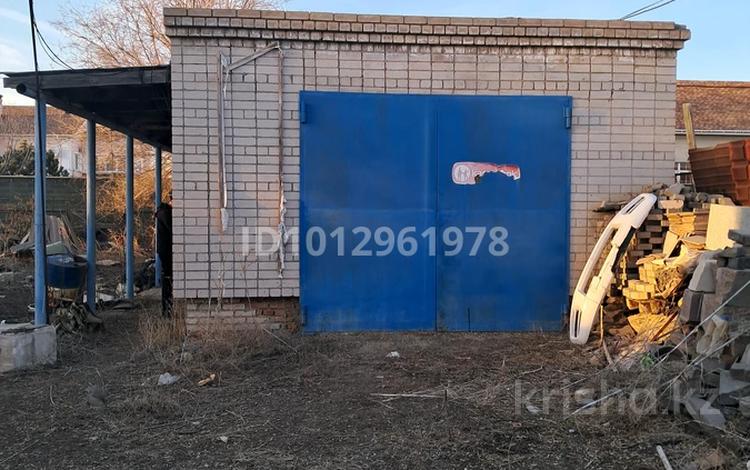 Гараж · 74 м² · Джамбула 52 за 100 000 ₸ в Актобе, мкр. Курмыш — фото 2
