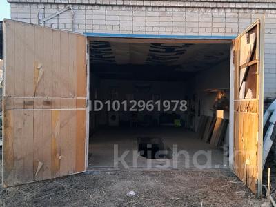 Гараж · 74 м² · Джамбула 52 за 100 000 ₸ в Актобе, мкр. Курмыш
