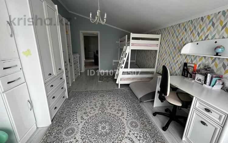 3-комнатная квартира · 81 м² · 3/3 этаж, мкр Тау Самал 85/41 за 82 млн ₸ в Алматы, Медеуский р-н — фото 2