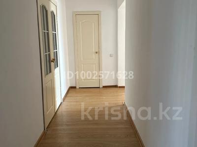 Продажа квартир в Кызылординской обл.: 2-комнатная квартира · 57 м² · 1/5 этаж, Микрорайон Нур Орда 100 за 17 млн 〒 2-комнатная квартира · 57 м² · 1/5 этаж, Микрорайон Нур Орда 100 за 17 млн 〒 в