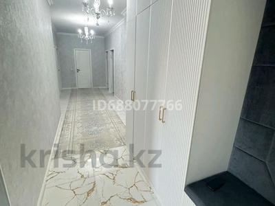 5-бөлмелі пәтер · 140 м² · 1/7 қабат, 33-ш/а., 16 микрорайон 15 участок, бағасы: 48 млн ₸ в Актау, 33-й мкр