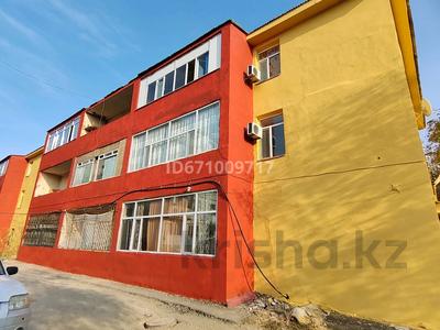 2-комнатная квартира · 40 м² · 2/3 этаж, Омарова 5 — Переулок Строителей 14 за 150 000 ₸ в Жезказгане