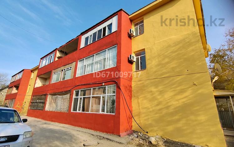 2-бөлмелі пәтер · 40 м² · 2/3 қабат, Омарова 5 — Переулок Строителей 14, бағасы: 150 000 ₸ в Жезказгане — фото 2