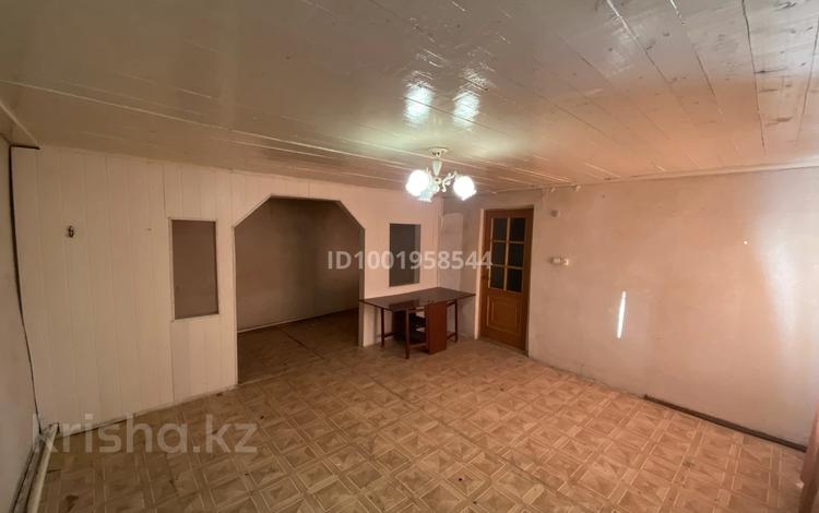 Отдельный дом · 2 комнаты · 60 м² · 4 сот., Молдагулова 87 — Кит край за 100 000 〒 в Атырау — фото 24