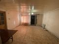 Отдельный дом · 2 комнаты · 60 м² · 4 сот., Молдагулова 87 — Кит край за 100 000 〒 в Атырау — фото 5