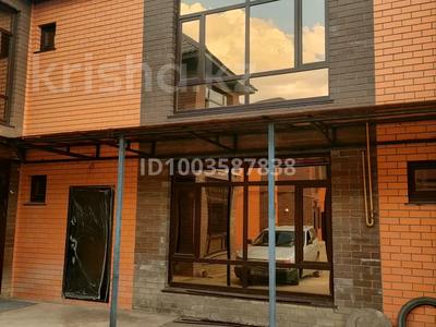 Отдельный дом · 4 комнаты · 130 м² · 2 сот., Ихсанова 56/2 за 35 млн 〒 в Мичуринское