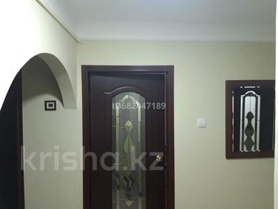 3-комнатная квартира · 62 м² · 2/5 этаж, Авангард 4 мкр 10 за 180 000 ₸ в Атырау, мкр Авангард-4