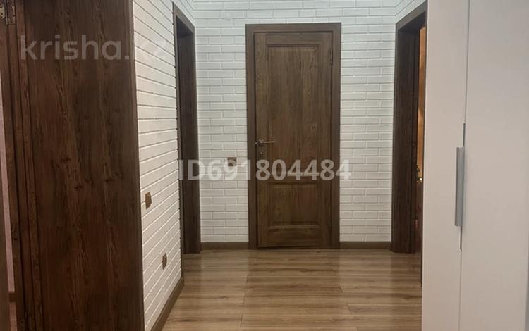 3-бөлмелі пәтер · 85 м² · 3/9 қабат, Бокейхана 68 — ЖК Брилиант, бағасы: 460 000 ₸ в Кокшетау — фото 3