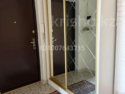 2-бөлмелі пәтер · 62 м² · 9/10 қабат, Ақсай-1 ш/а. 11/7, бағасы: 300 000 ₸ в Алматы, Ауэзовский р-н