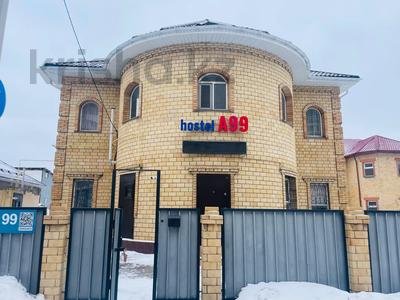 Аренда комнат в Астане: 10 комнат · 280 м², Айнаколь 99 — Жумабаева за 3 000 〒 10 комнат · 280 м², Айнаколь 99 — Жумабаева за 3 000 〒 в Астане, Алматы р-н