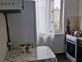 3-комнатная квартира · 48 м² · 4/5 этаж, мкр Айгуль, Гастелло 42 за 20 млн ₸ в Уральске — фото 8