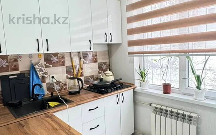 1-комнатная квартира · 32 м² · 1/5 этаж, 18-й микрорайон 45 за 14 млн ₸ в Шымкенте, Аль-Фарабийский р-н — фото 2