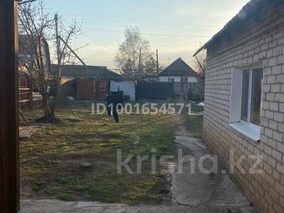 Отдельный дом · 3 комнаты · 450 м² · 450 сот., Вершигора 2 за 16.5 млн 〒 в Уральске