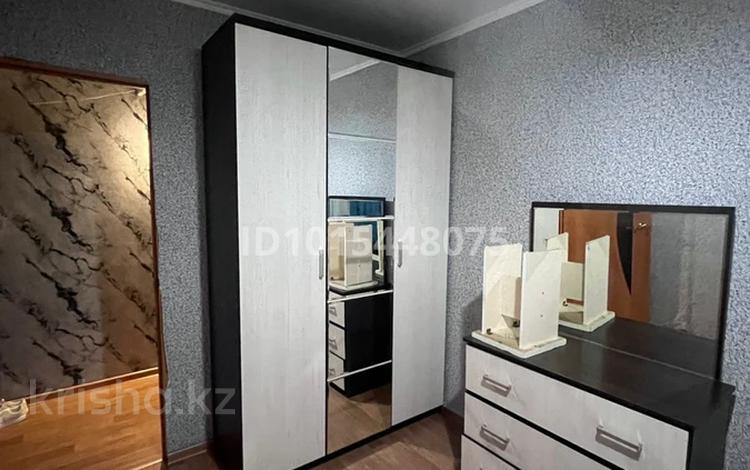 2-бөлмелі пәтер · 48 м² · 3/5 қабат, 12-шағынаудан 41, бағасы: 12.5 млн ₸ в Караганде, Алихана Бокейханова р-н — фото 2