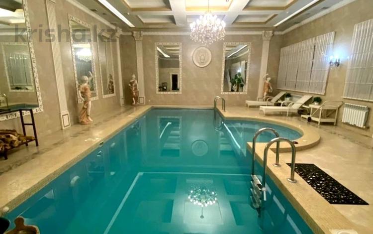 Отдельный дом · 20 комнат · 925 м² · 10 сот., Ыргыз 17 — Абылай хана за 349.9 млн 〒 в Астане, Есильский р-н — фото 2