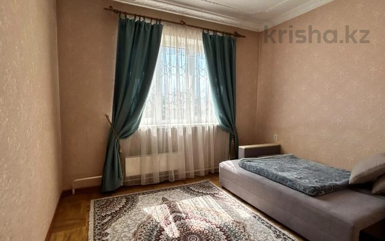 3-бөлмелі пәтер · 65 м² · 9/9 қабат, Жетісу-2 ш/а., бағасы: 300 000 ₸ в Алматы, Ауэзовский р-н — фото 2