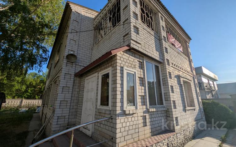 Отдельный дом · 8 комнат · 288.5 м² · 10.8 сот., Горького 162 — Можно в ипотеку! за 88 млн ₸ в Павлодаре — фото 2