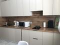 1-комнатная квартира · 50 м² · 5/10 этаж, мкр 8, Пр.А.Молдагуловой — Ул.Маресьева, ул.Абулхаир хана за 13 000 ₸ в Актобе — фото 2