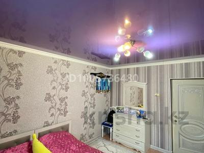 Үйдің бір бөлігі · 4 бөлме · 150 м² · 10.7 сот., мкр Жастар 2 27 — Кумбезды 27, бағасы: 26.8 млн 〒 в Актобе, жилой массив Жанаконыс