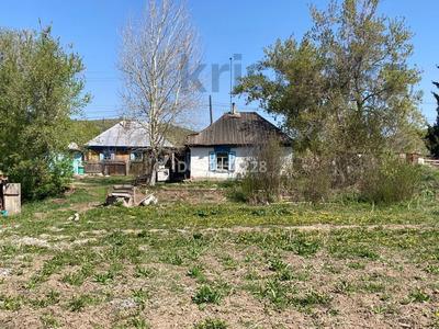 Отдельный дом · 2 комнаты · 42 м² · 10 сот., Калинина 138 за 3 млн ₸ в Глубокое