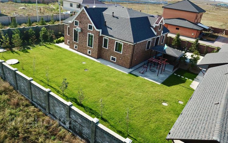 Жеке үй · 5 бөлме · 500 м² · 17 сот., Мкр 21 90, бағасы: 350 млн 〒 в Косшы — фото 2