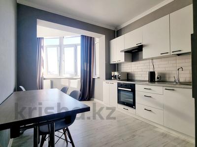 2-комнатная квартира · 55 м² · 8/10 этаж · помесячно, Кенесары хана 54/40 за 300 000 〒 в Алматы, Наурызбайский р-н