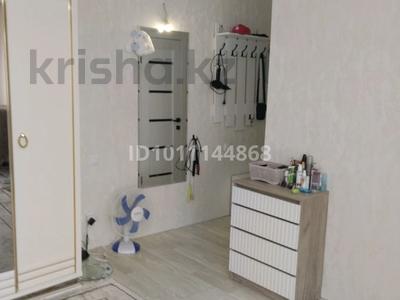 1-бөлмелі пәтер · 30 м² · 5/5 қабат, Пришахтинск, Пришахтинск, 21й микрорайон 24/3, бағасы: 9.5 млн ₸ в Караганде, Алихана Бокейханова р-н