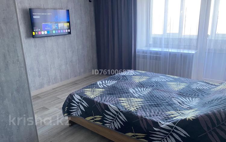 1-комнатная квартира · 35 м² · 4/5 этаж, Назарбаева за 13 000 ₸ в Уральске — фото 2