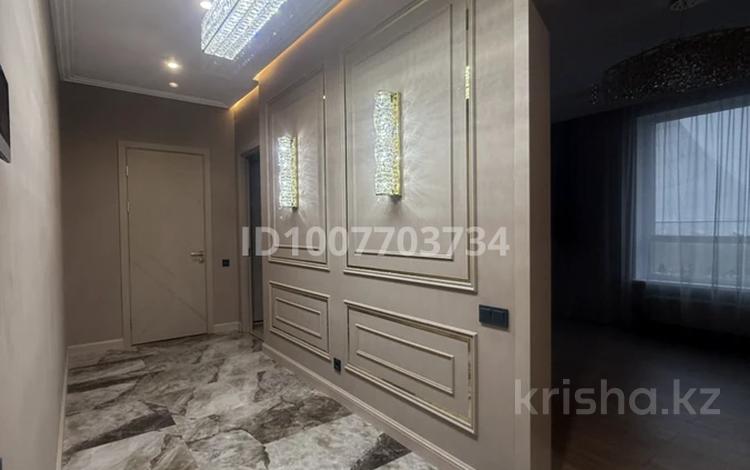 2-комнатная квартира · 80 м², Толе би 50 за 500 000 ₸ в Астане, Есильский р-н — фото 3
