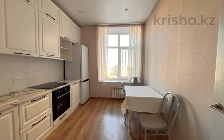 2-комнатная квартира · 55 м² · 8/10 этаж, мкр Юго-Восток, СТРОИТЕЛЕЙ 33/4 за 32.5 млн ₸ в Караганде, Казыбек би р-н — фото 2