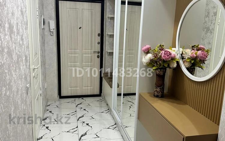 2-комнатная квартира · 60 м² · 5/14 этаж, Назарбекова 29/2 4 корпус — Шаяхметов за 15 000 ₸ в Шымкенте — фото 2