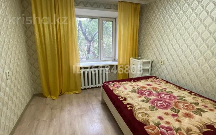 3-бөлмелі пәтер · 65 м² · 4/5 қабат, Дулатова 141, бағасы: 35 млн ₸ в Семее — фото 2