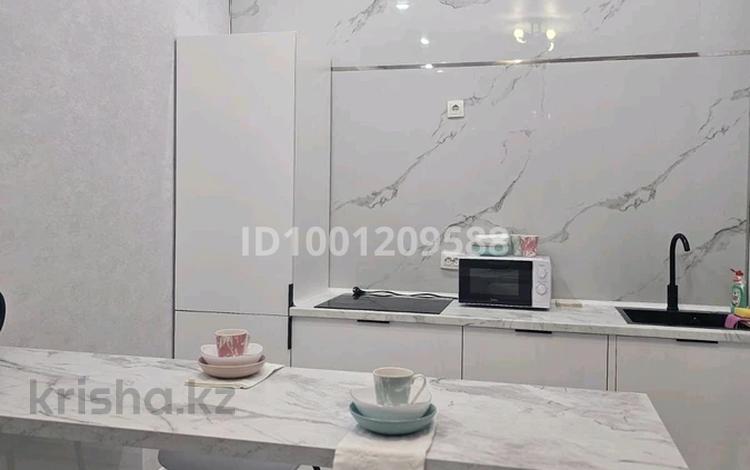 2-комнатная квартира · 55 м² · 9/12 этаж, Туран 34а за 16 000 ₸ в Астане, Нура р-н — фото 5