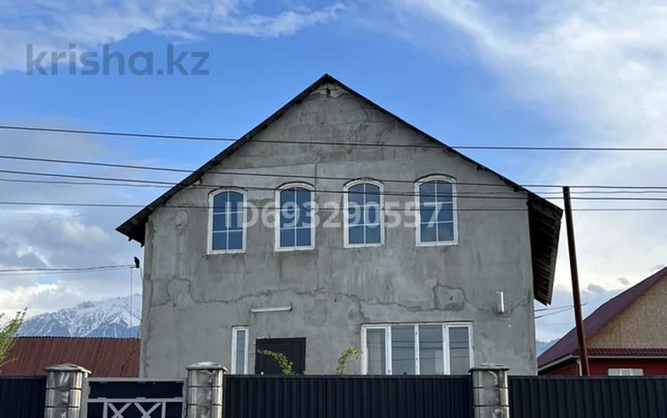 Отдельный дом • 6 комнат • 194.5 м² • 8 сот., Алатау 8 — Акдала за 39 млн 〒 в Талгаре — фото 2