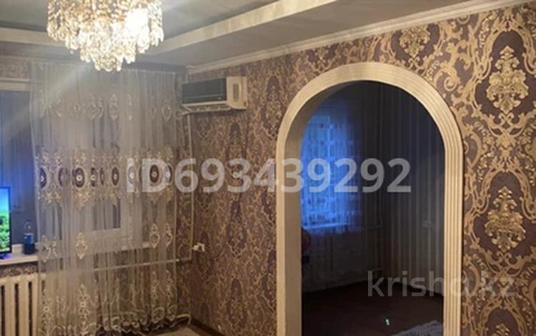 4-комнатная квартира, 70 м², 1/5 этаж, Аль-Фараби 84 за 18 млн 〒 в Кентау — фото 2