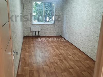 3-комнатная квартира · 59 м² · 2/5 этаж, мкр №3 — Абая за 300 000 ₸ в Алматы, Ауэзовский р-н