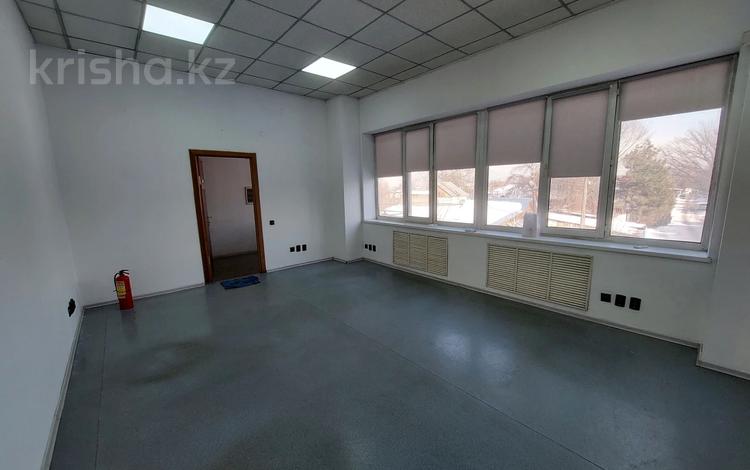 Свободное назначение, офисы, магазины и бутики, образование · 25 м² за 100 000 ₸ в Алматы, Жетысуский р-н — фото 2