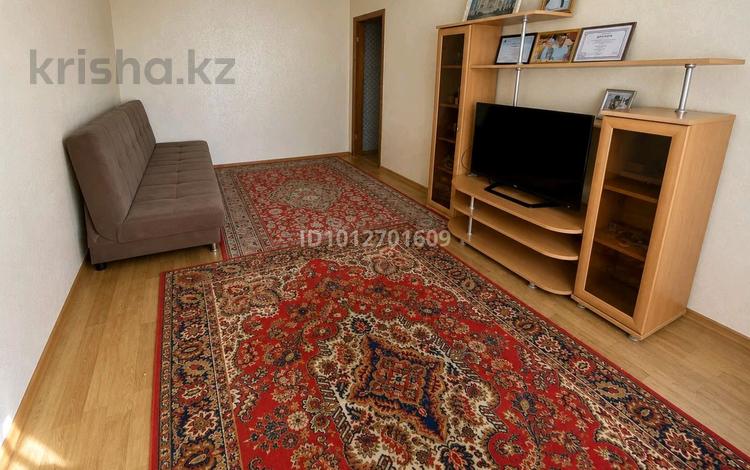 2-бөлмелі пәтер · 48 м² · 4/5 қабат, мкр Юго-Восток, Язева 21 — Язева - проспект Строителей, бағасы: 17.5 млн ₸ в Караганде, Казыбек би р-н — фото 2