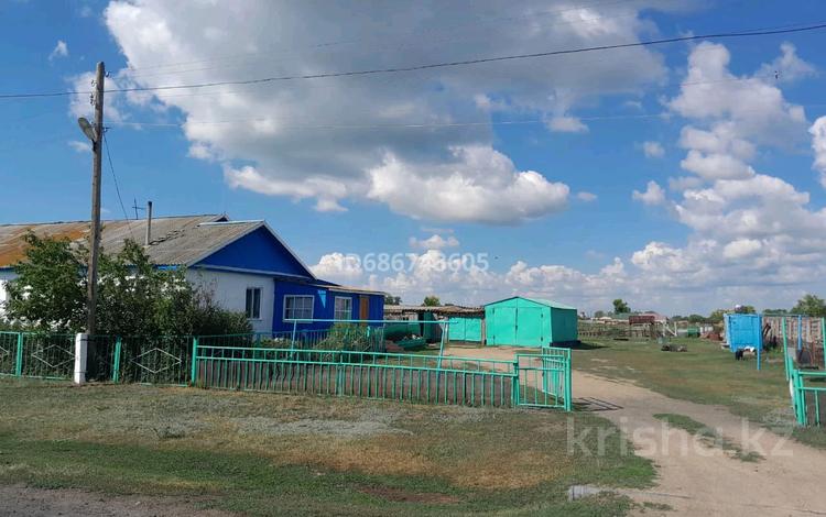 Жеке үй · 3 бөлме · 82.2 м² · 1.06 сот., Акжол 1/1, бағасы: 4 млн 〒 в  — фото 2