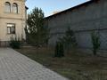 Отдельный дом · 6 комнат · 471 м² · 8 сот., мкр Кайтпас 2 37 за 1.5 млн 〒 в Шымкенте, Абайский р-н — фото 3