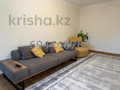 2-бөлмелі пәтер · 43.6 м² · 3/5 қабат, мкр Коктем-2, Бульвар Бухар жырау — Манаса (Чапаева), бағасы: 350 000 ₸ в Алматы, Бостандыкский р-н