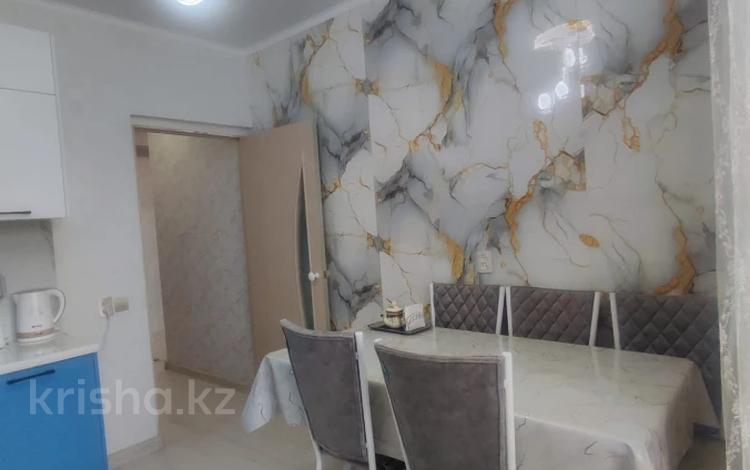 2-бөлмелі пәтер · 62.5 м² · 8/9 қабат, Есенберлина 23, бағасы: 28.7 млн ₸ в Усть-Каменогорске — фото 2