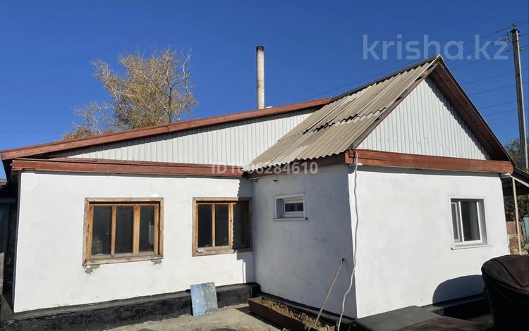 Отдельный дом · 3 комнаты · 100 м² · 8 сот., Кустанайская 5 — Гагарина- Кустанайская за 6 млн 〒 в Аманкарагае — фото 2