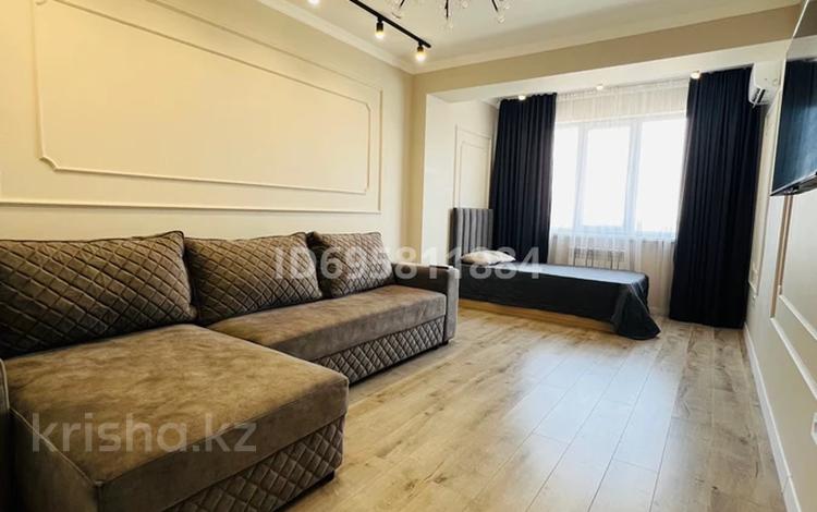 1-бөлмелі пәтер · 40 м² · 8/13 қабат, Есенова 160/3 — Есенова - Баянаульская, бағасы: 280 000 ₸ в Алматы, Жетысуский р-н — фото 12