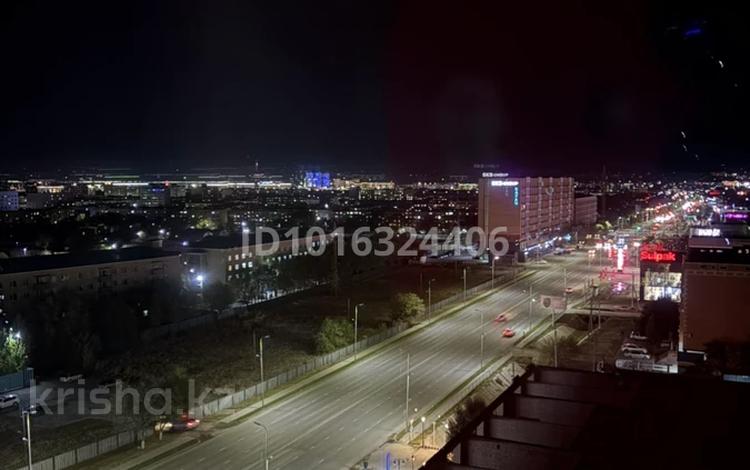 2-комнатная квартира · 74 м² · 10/10 этаж, мкр. Алтын орда, Санкибай батыра 40в — Гипермаркет Дина за 350 000 ₸ в Актобе — фото 2